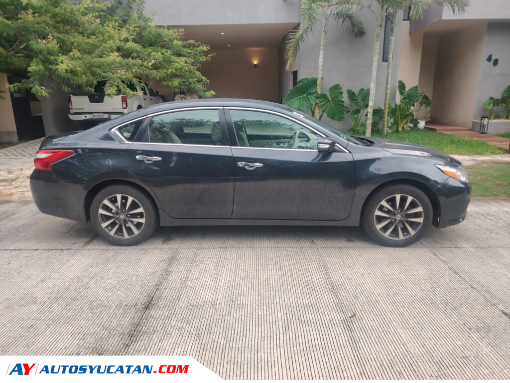 Nissan Altima Advance 2017