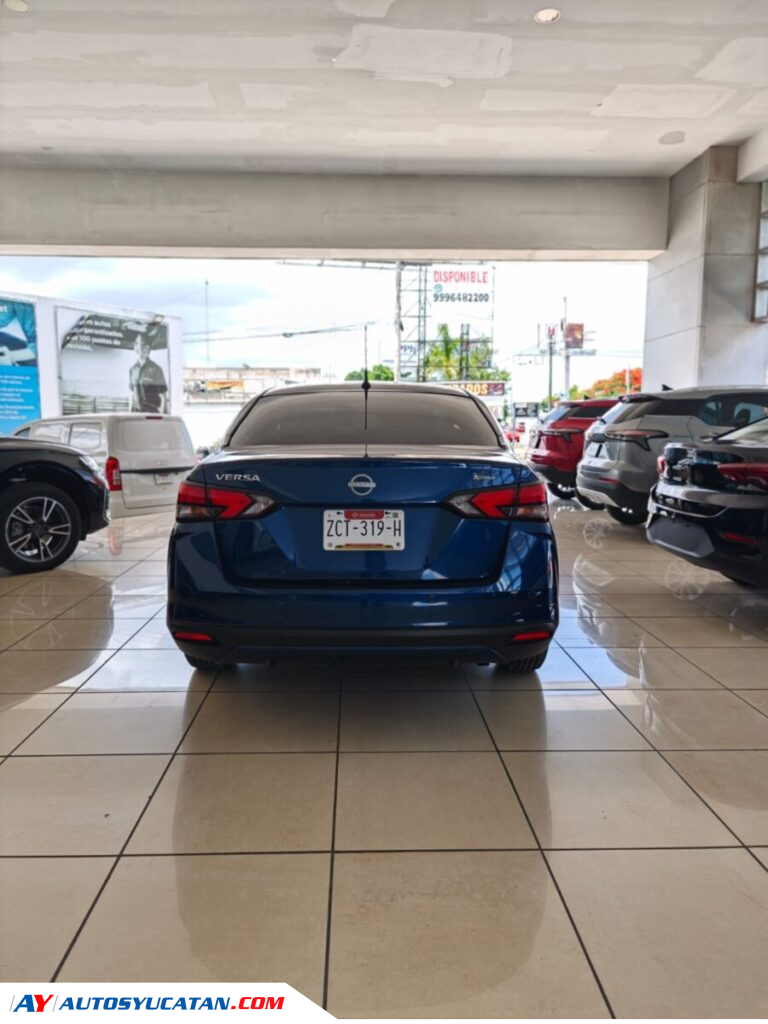 Nissan Versa Sense CVT 2025