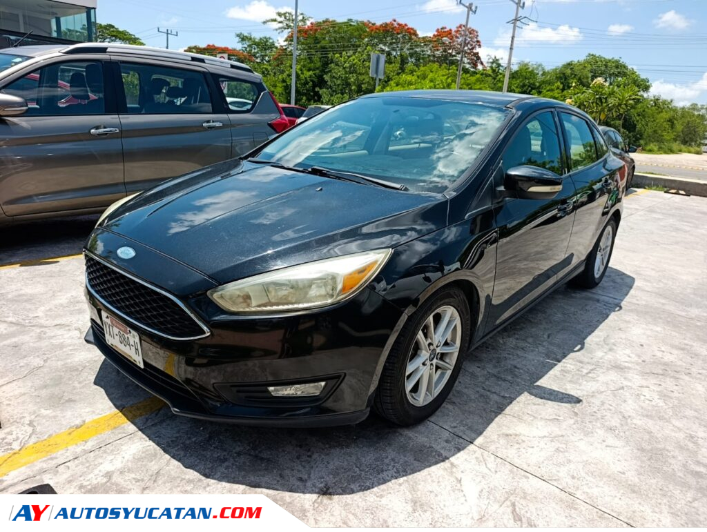 Ford Focus SE 2015