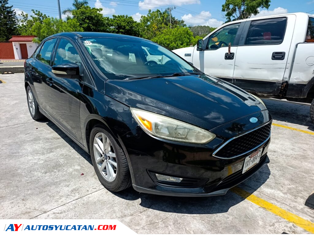 Ford Focus SE 2015