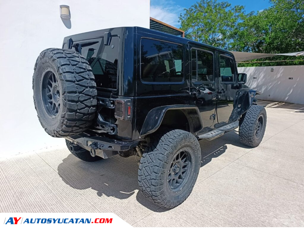 Jeep Wrangler Sahara 2016