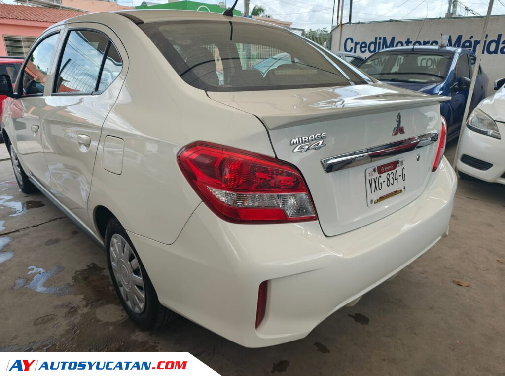 Mitsubishi Mirage G4 Standard 2024