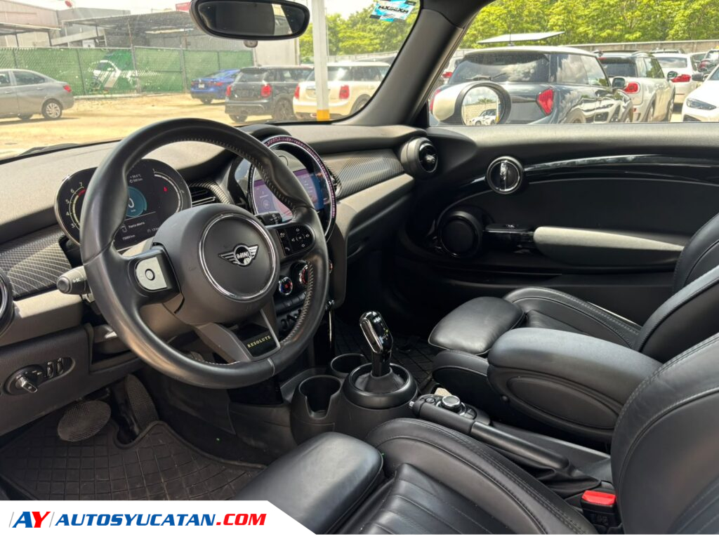 MINI Cooper Resolute Edition (Aut)