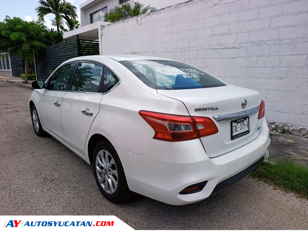 Nissan Sentra Advance 2017
