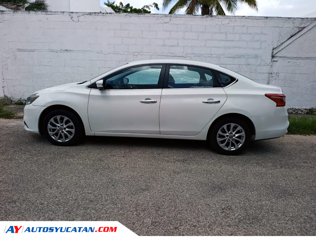 Nissan Sentra Advance 2017