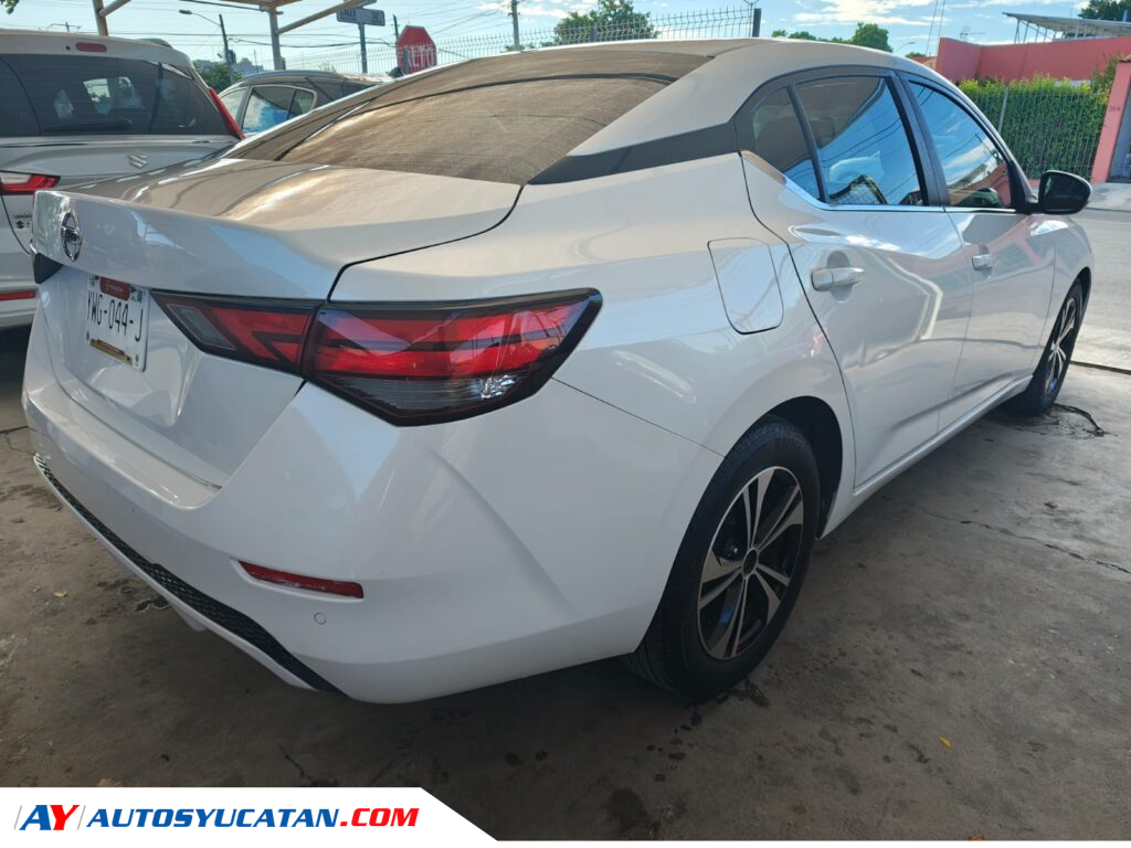 Nissan Sentra Automático 2023
