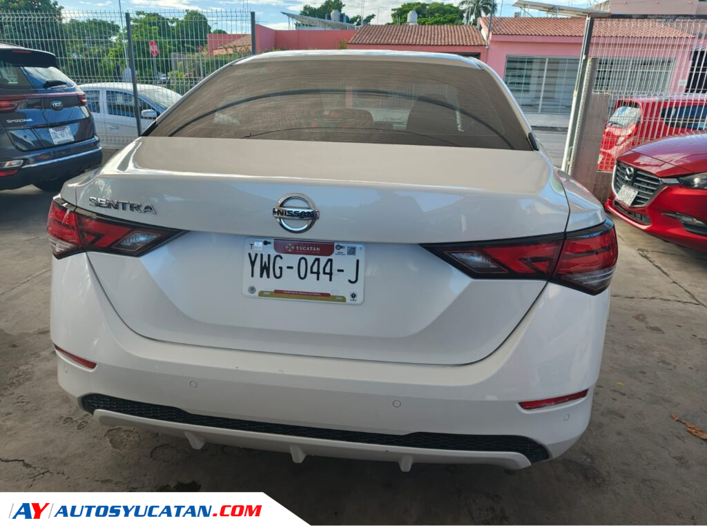 Nissan Sentra Automático 2023