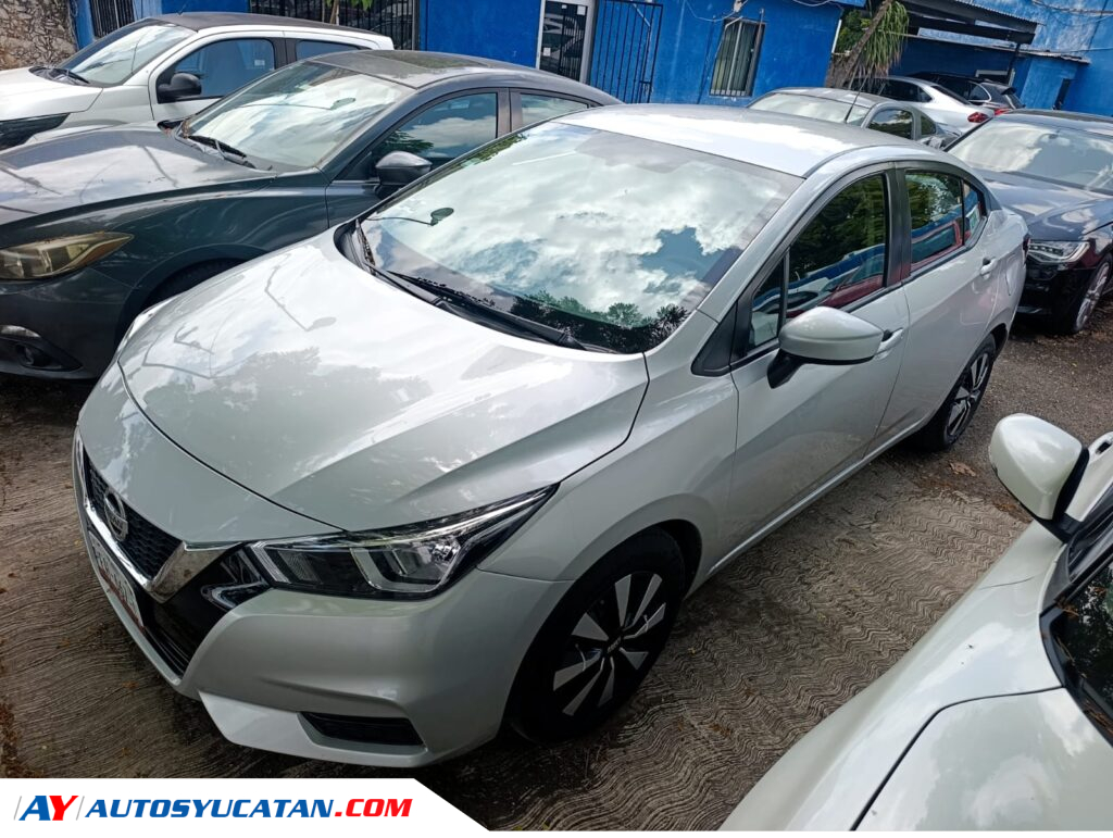 Nissan Versa 2021