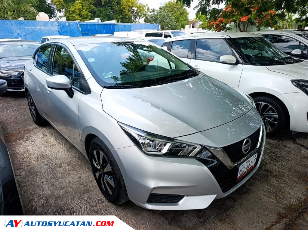 Nissan Versa 2021