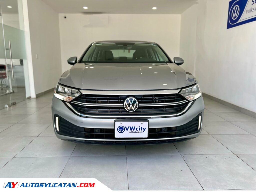 Volkswagen Jetta Comfortline 2023