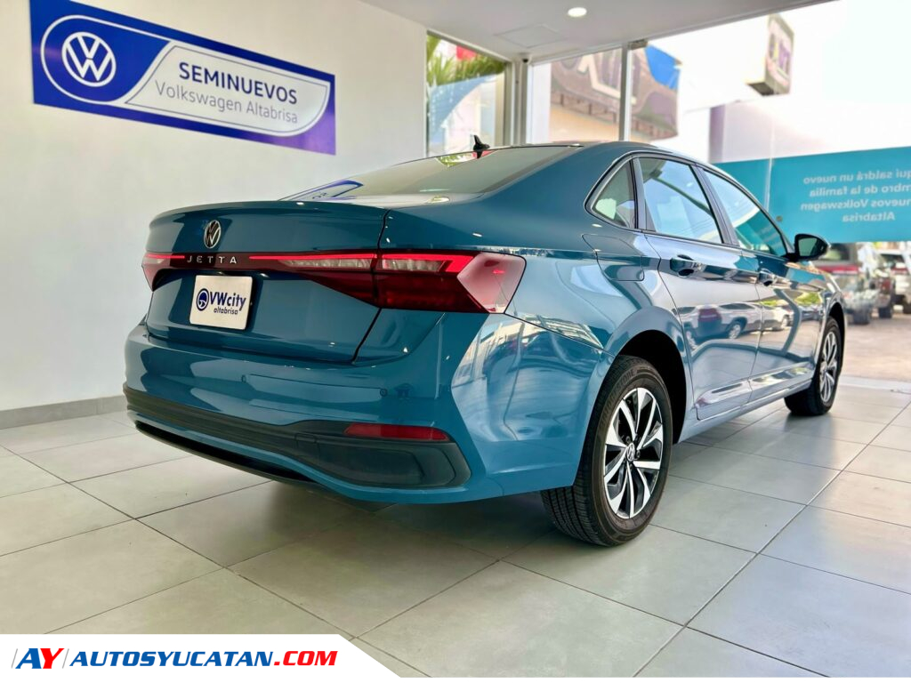 Volkswagen Jetta Comfortline 2025