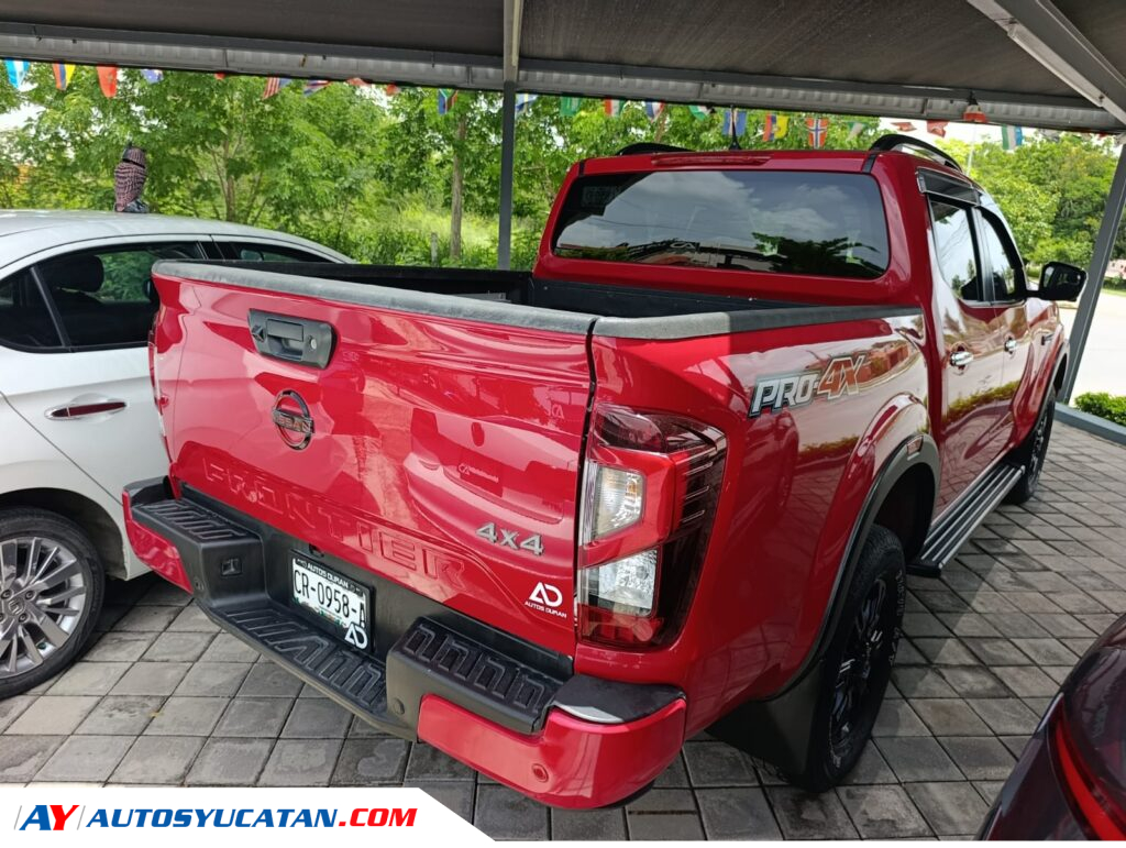 Nissan Frontier 2023