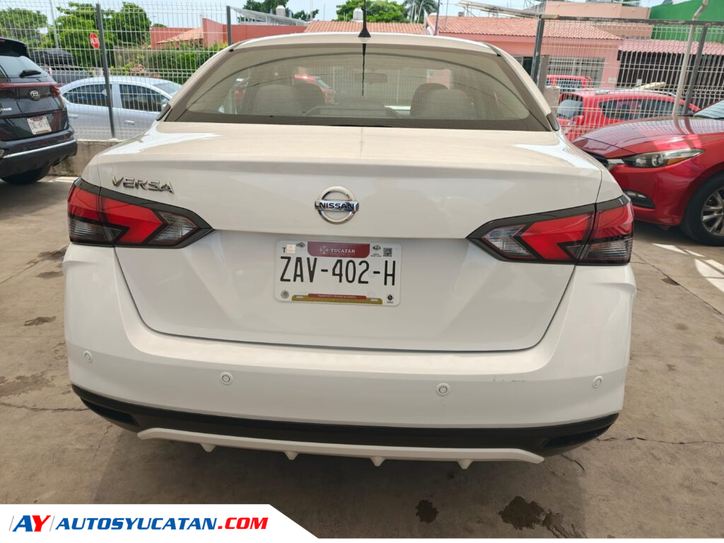 Nissan Versa Sense Standard 2021