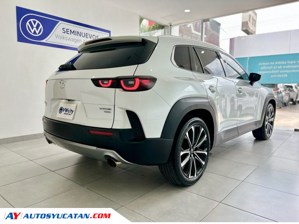 Mazda CX-50 Signature 2024