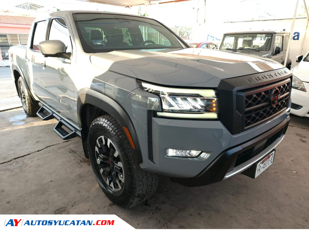 Nissan Frontier Pro4X Doble Cabina Automática 4x4 2023