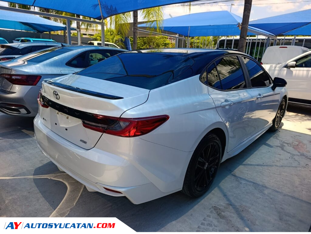 Toyota Camry SXE 2017
