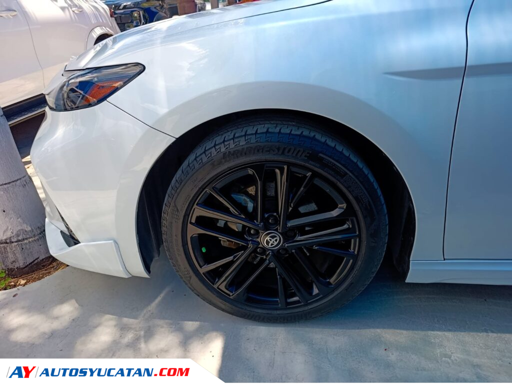 Toyota Camry SXE 2017