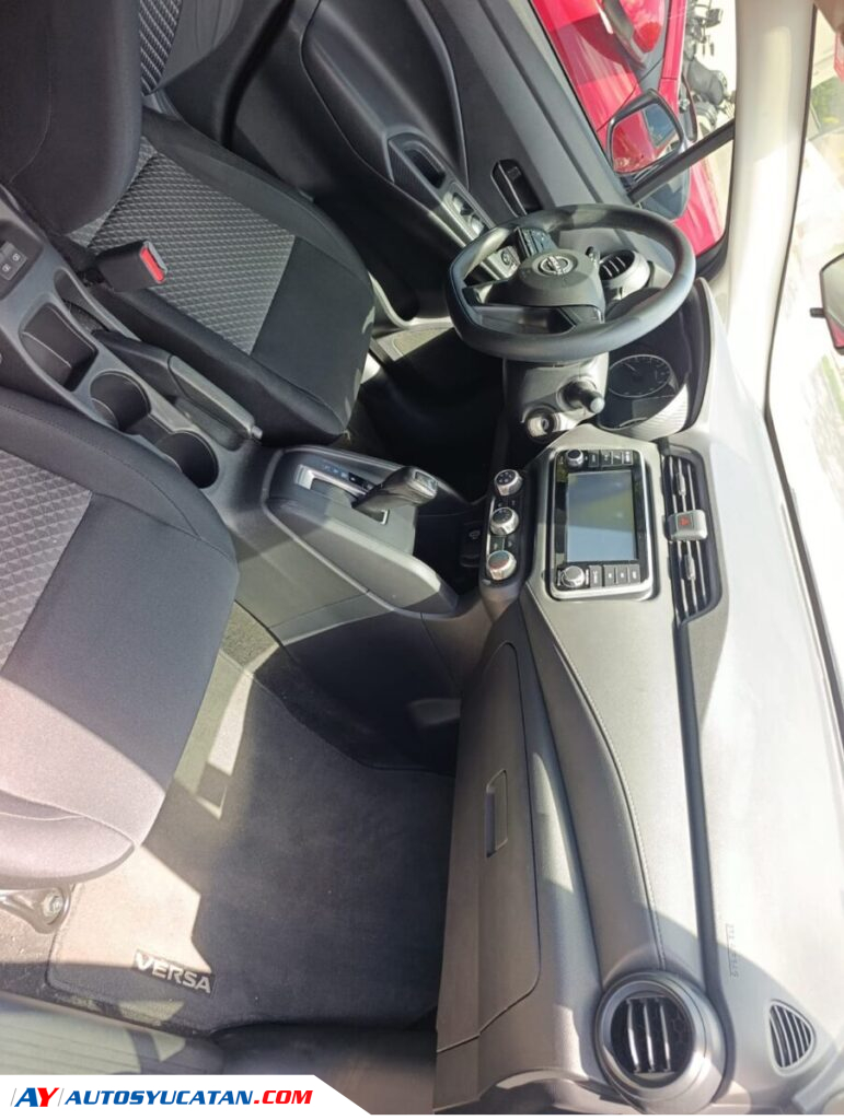 Nissan Versa Sense 2024