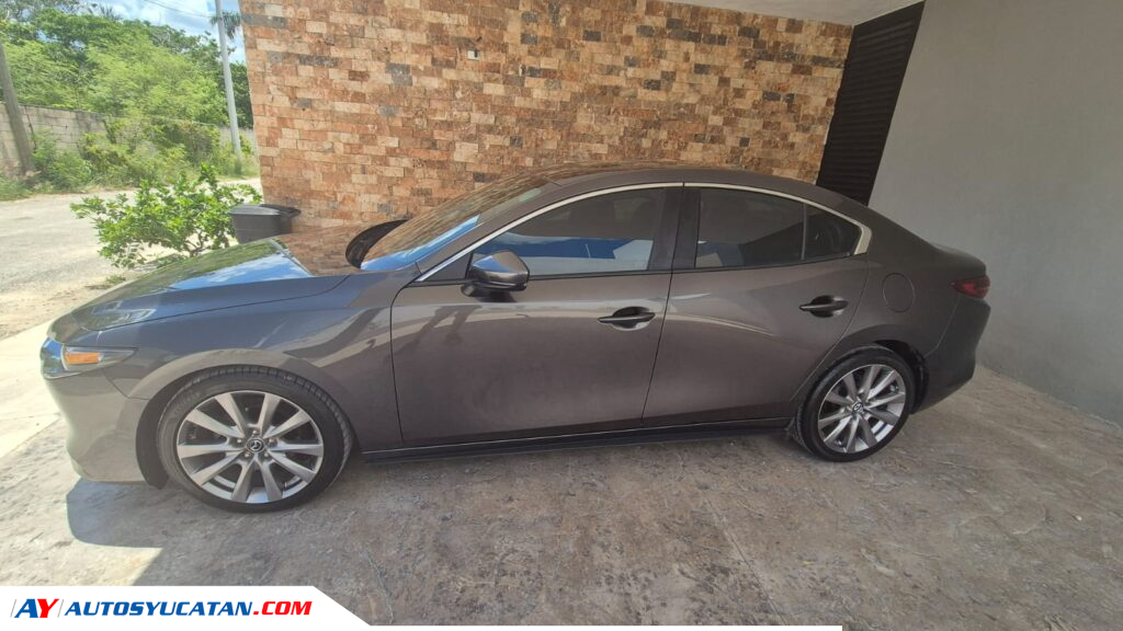 Mazda 3 i Sport 2021