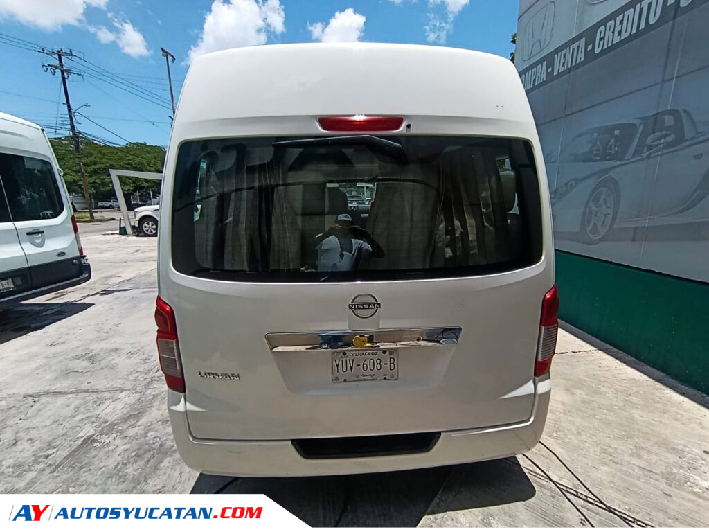 Nissan Urvan 2024