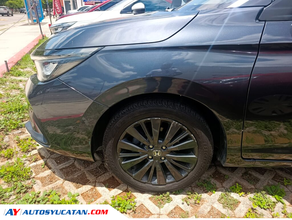Honda City Touring 2024