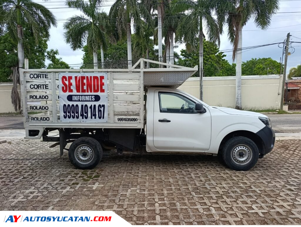 Nissan NP300 Estaca 2018