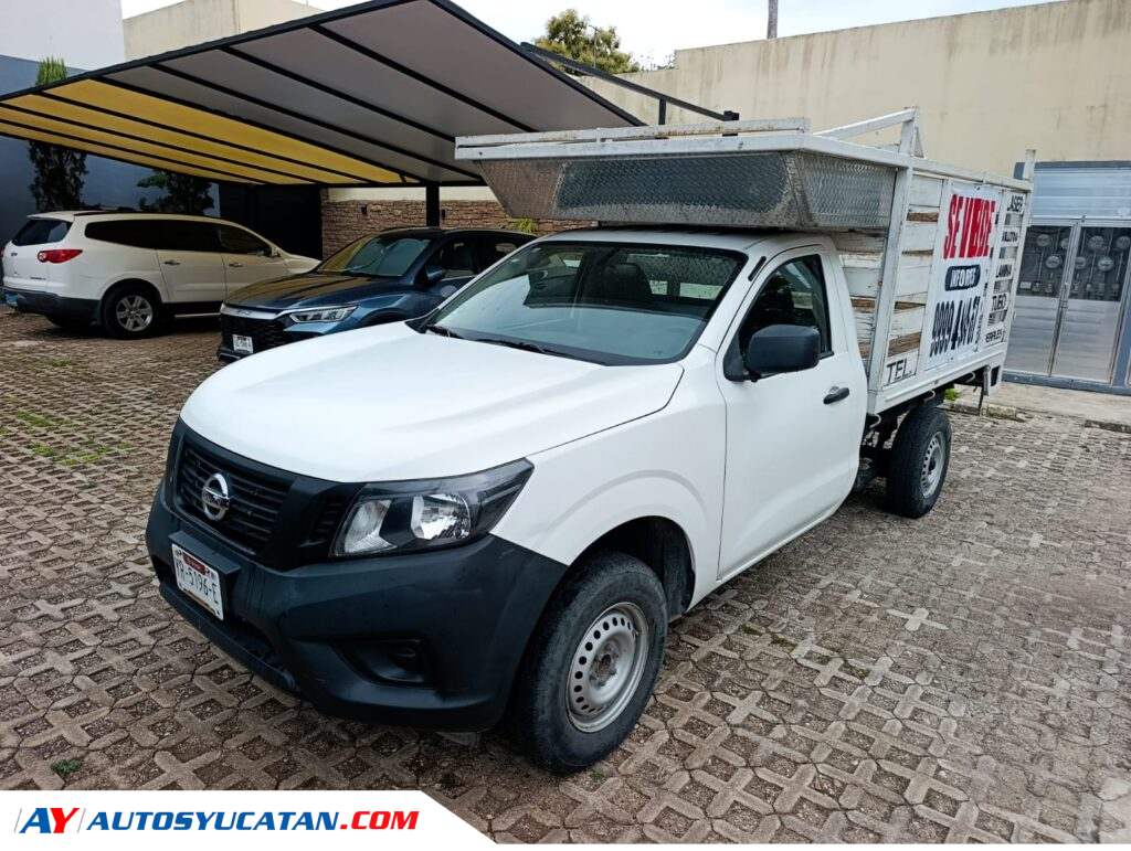 Nissan NP300 Estaca 2018