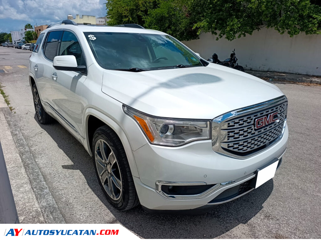 GMC Acadia Denali 2019