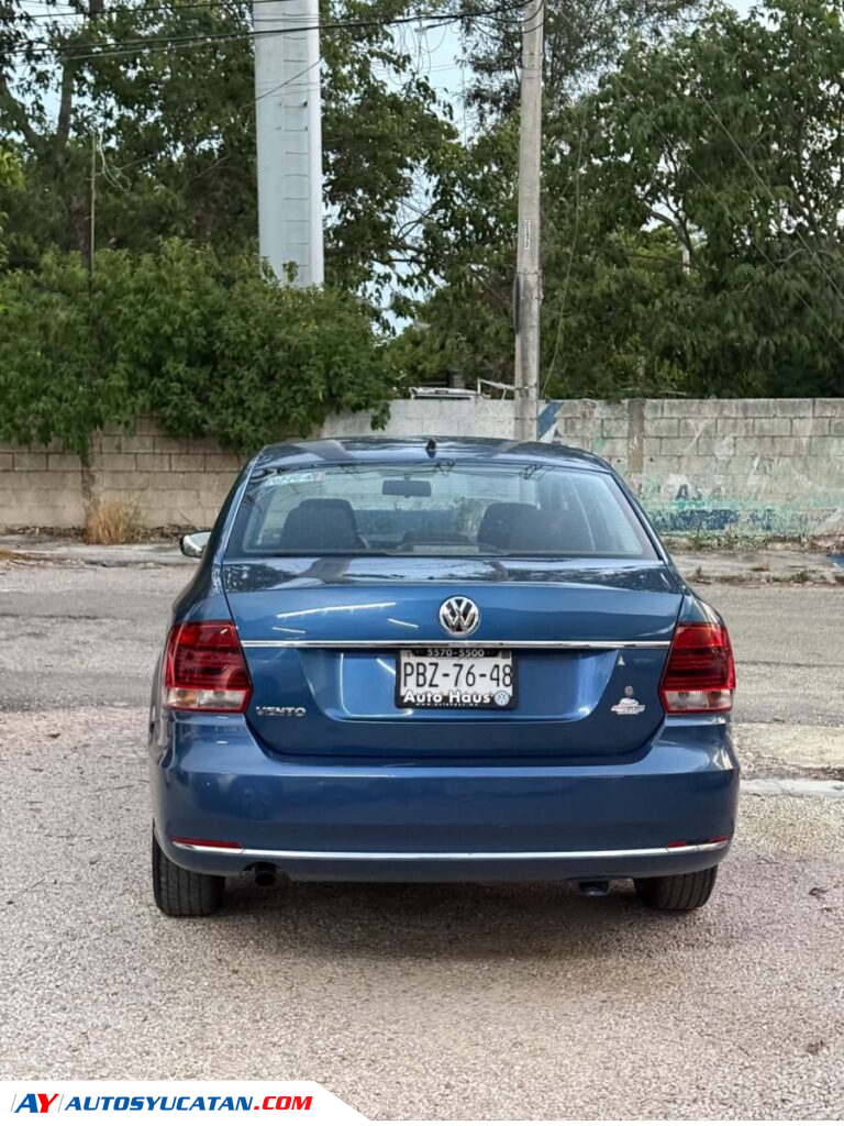 IMPECABLE VOLKSWAGEN VENTO 2018 ESTANDAR