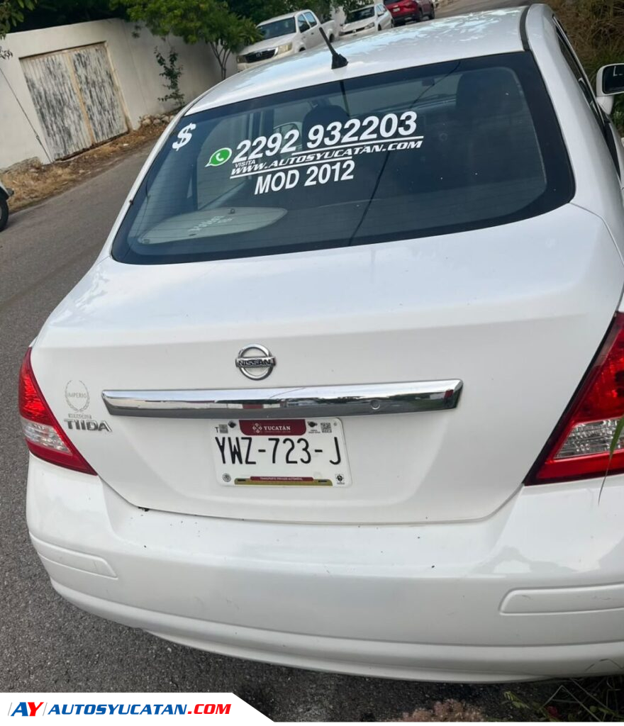 Nissan Tiida Sedan Comfort TM AC 1.8L 2012