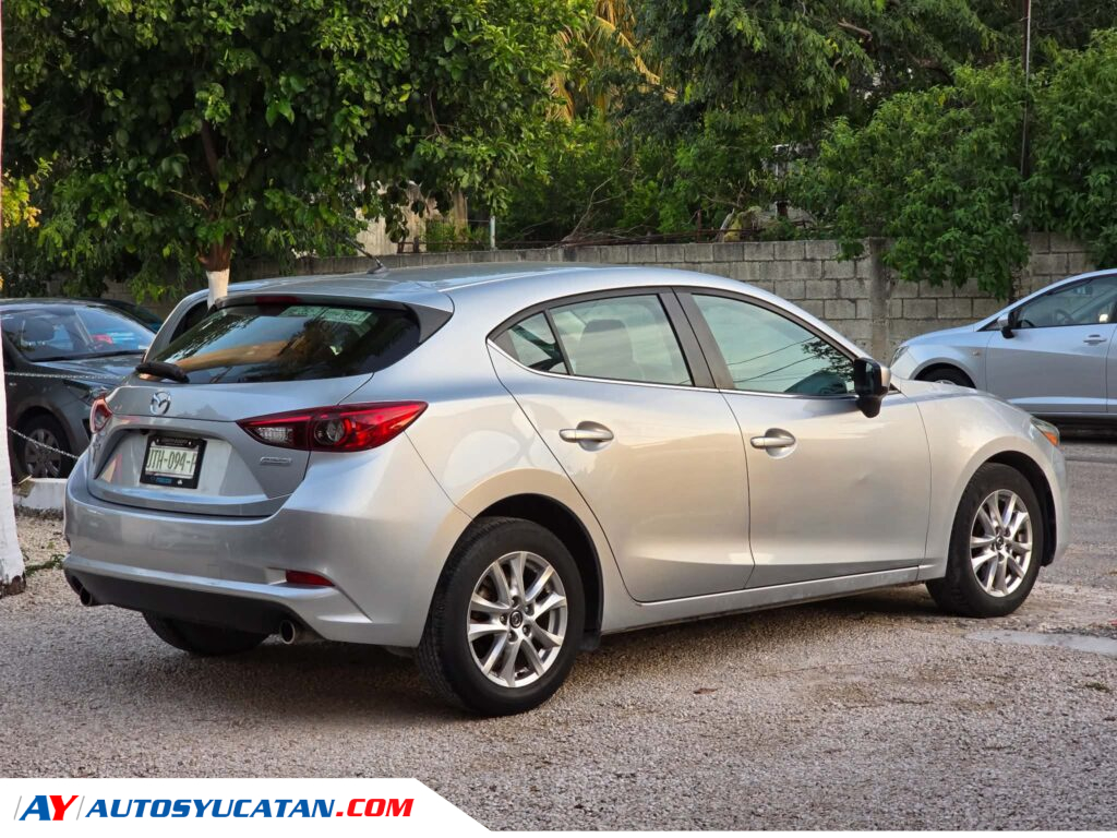 IMPECABLE MAZDA 3 HATCHBACK 2018