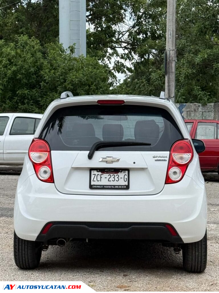 COMO NUEVO CHEVROLET SPARK CLASIC LTZ 2017