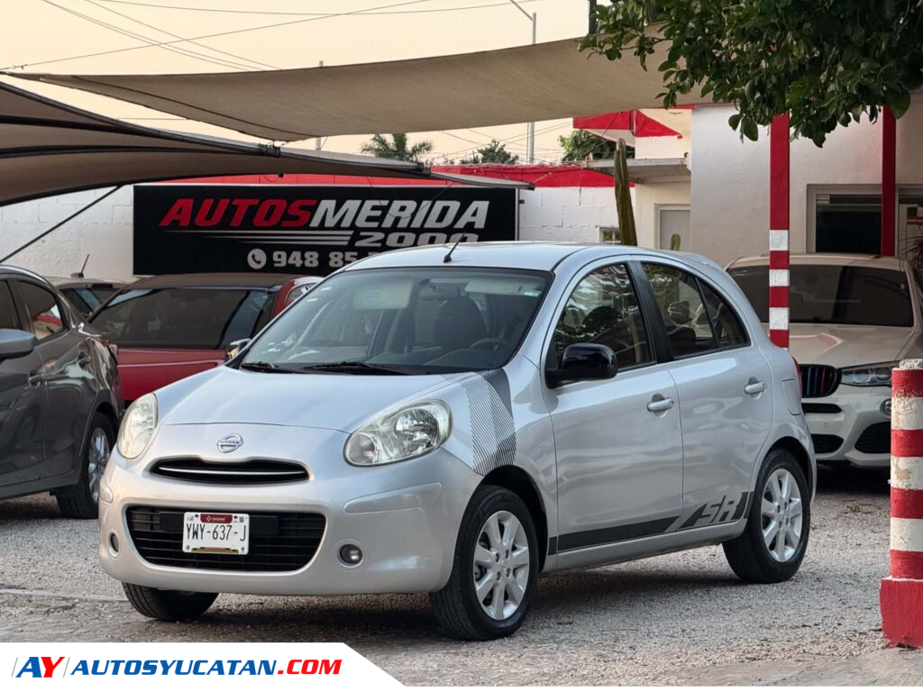 IMPECABLE NISSAN MARCH ADVANCE ESTANDAR 2013