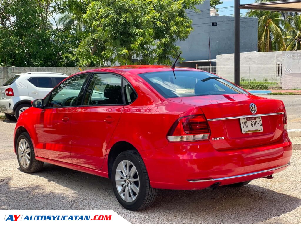 IMPECABLE VOLKSWAGEN VENTO COMFORTLINE AUTOMATICO 2017