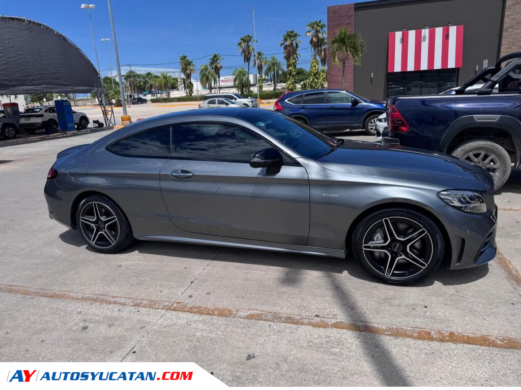 Mercedes Benz AMG C43 Coupe 2019