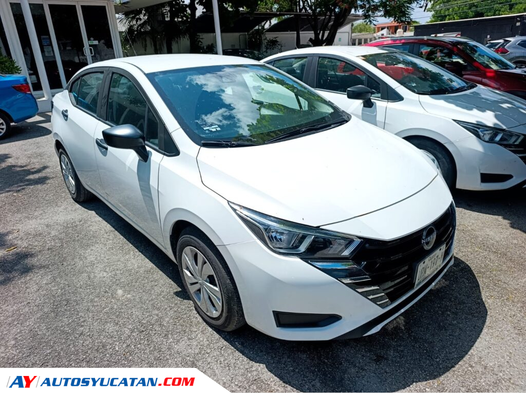 Nissan Versa 2024