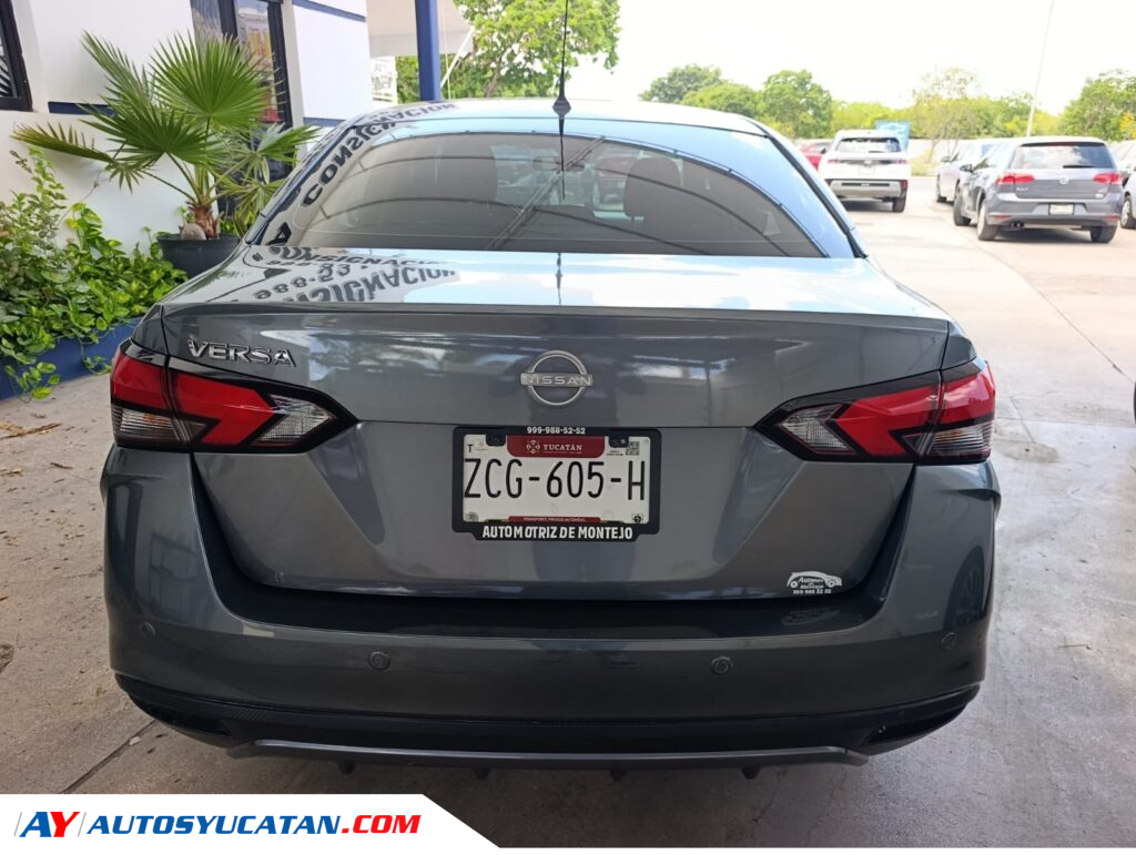 Nissan Versa Sense 2024