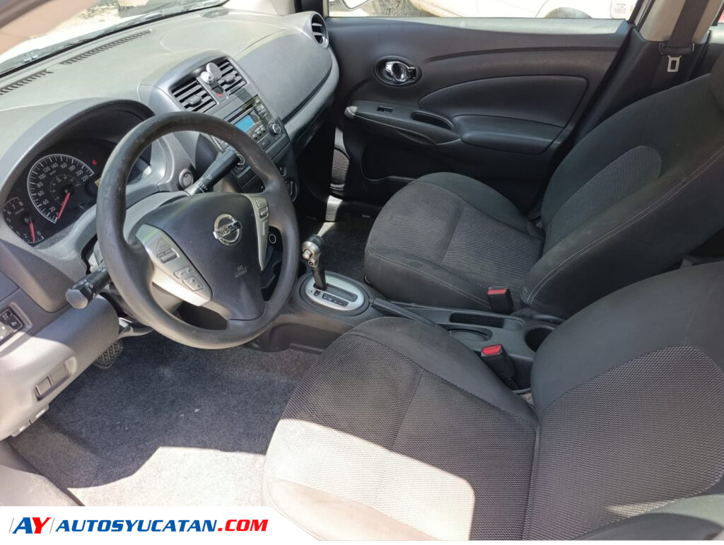 Nissan Versa 2018
