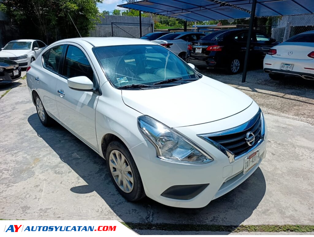 Nissan Versa 2018
