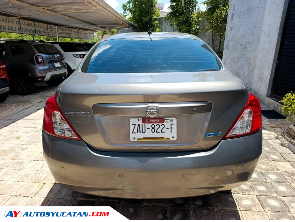 Nissan Versa 2014