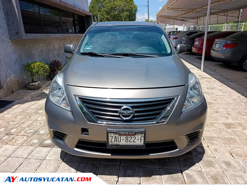 Nissan Versa 2014
