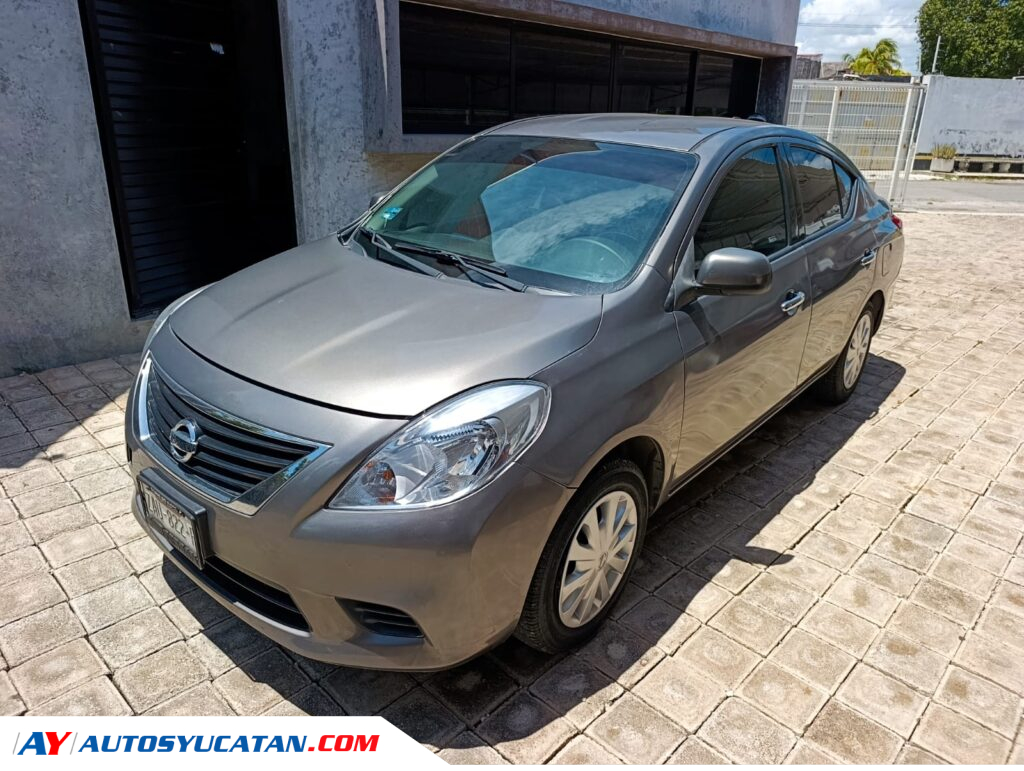Nissan Versa 2014