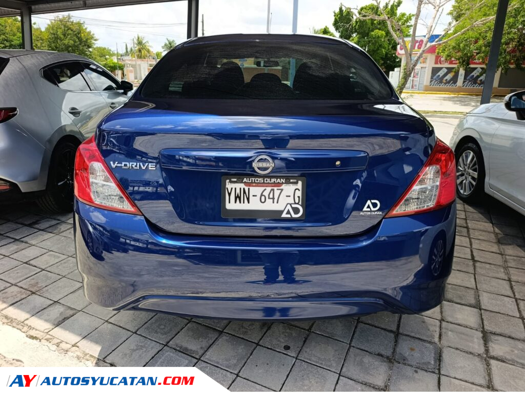 Nissan Versa V-Drive 2025