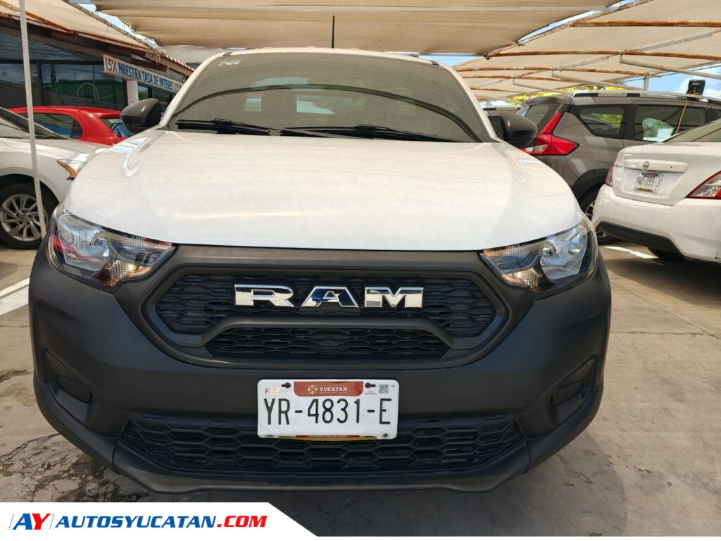 Dodge RAM 700 Standard con clima 2025