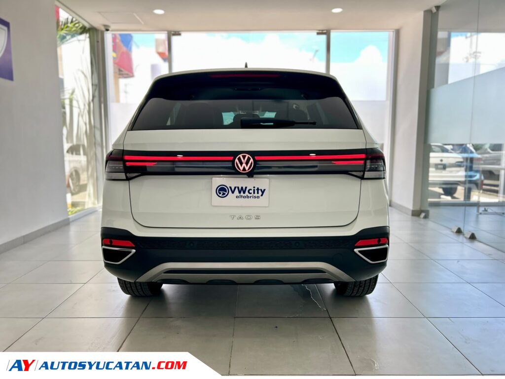 Volkswagen Taos Comfortline 2026