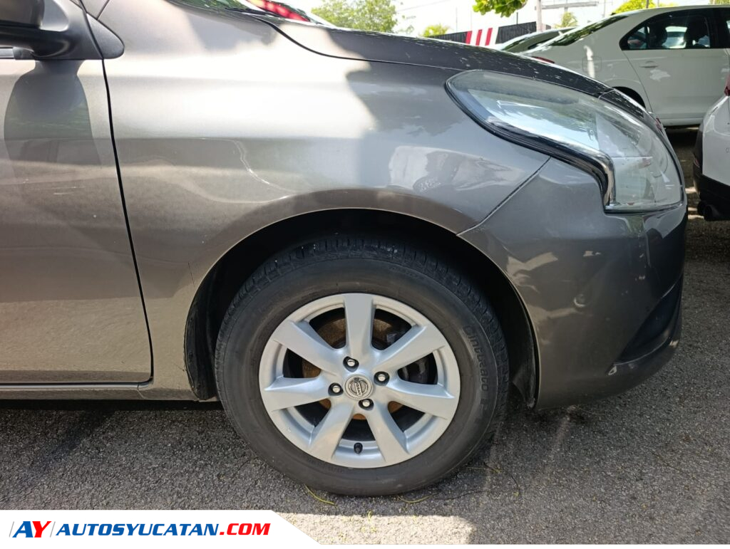 Nissan Versa 2019