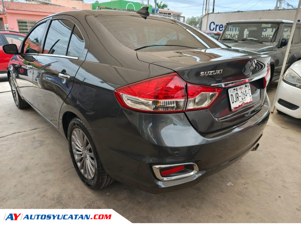 Suzuki Ciaz GLX  Automático 2023