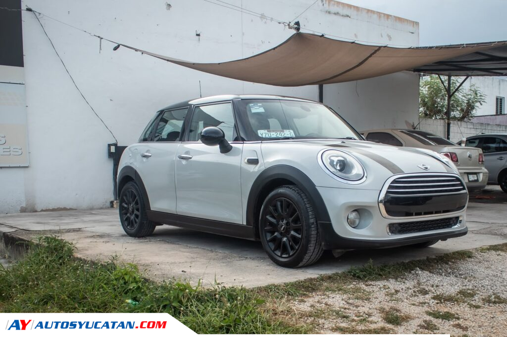 Mini Cooper Chilli 5 Puertas 2017