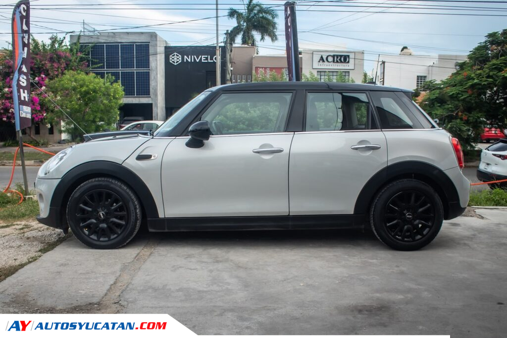 Mini Cooper Chilli 5 Puertas 2017