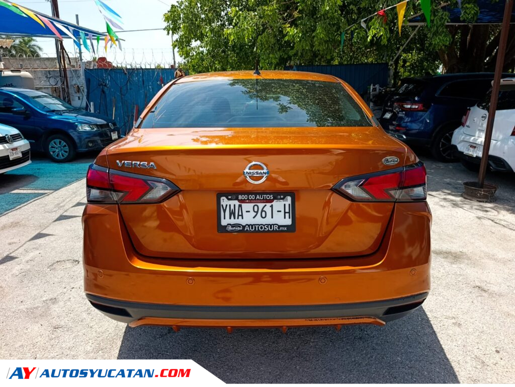 Nissan Versa 2020